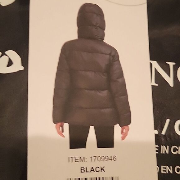 Two by  Vince Camuto puffer, size M - Picture 5 of 5